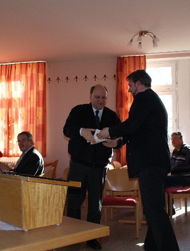 Vorstellung der Rechnungsbcher der Gemeinde Victorbur am 14.02.2009 im Gemeindesaal