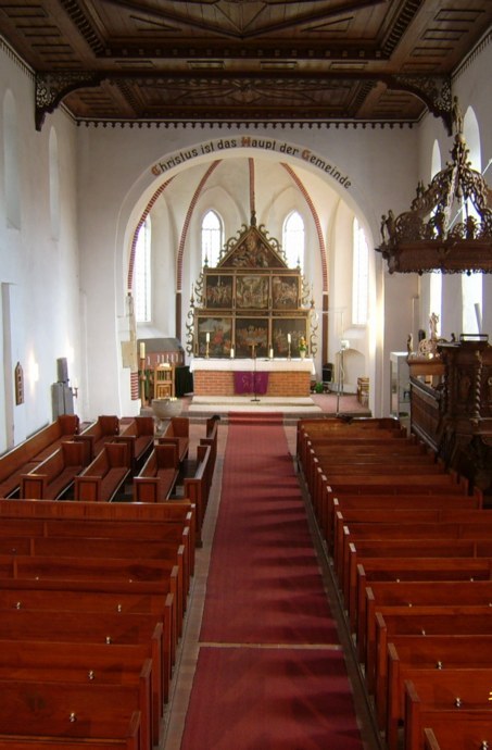 Foto: Kirchenschiff von St. Victor